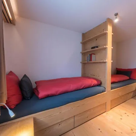 Daire Les Silenes Appartement-fewo- Dusche Oder Bad- Wc 6-bettwohnung By Interhome