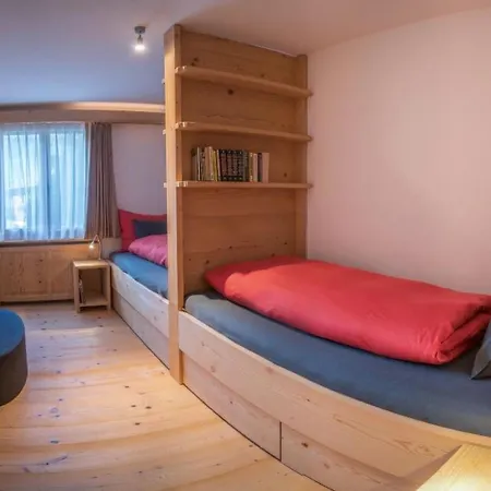 Apartamento Les Silenes Appartement-fewo- Dusche Oder Bad- Wc 6-bettwohnung By Interhome Gstaad